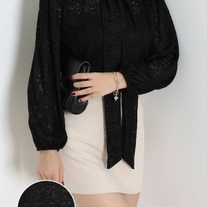 Fularlı Dantel Bluz Siyah - 75336.1228.